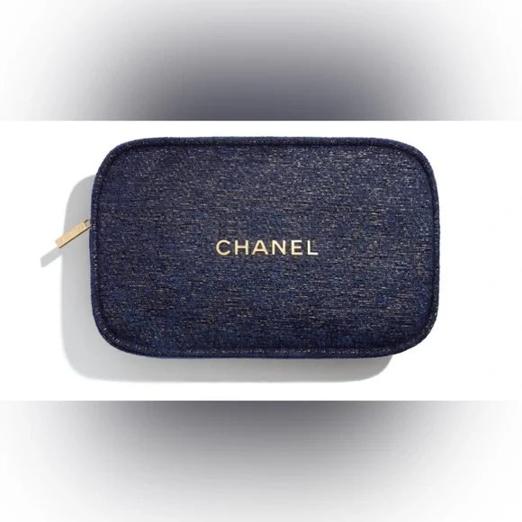 CHANEL | Makeup | New Chanel Beauty Holiday Cosmetic Pouch Navy